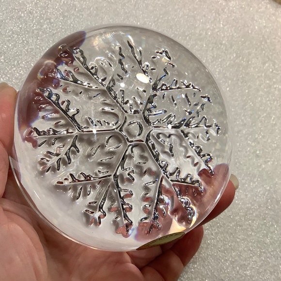 Crystal Snowflake Paperweight from France - Picture 5 of 9